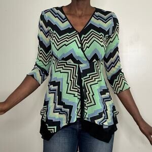 NEW YORK & COMPANY | Chevron Baby Doll Mesh Ruffled Hem Blouse Top Size Small